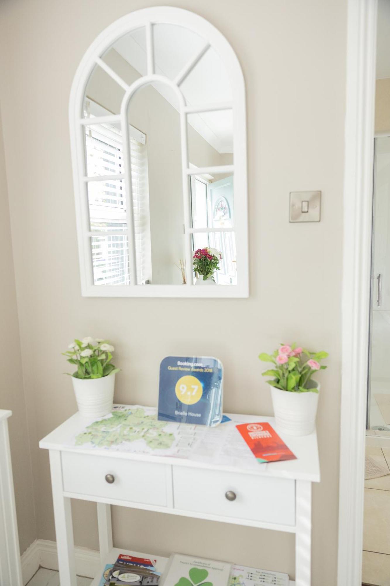 Brielle House Villa Mountmellick ภายนอก รูปภาพ
